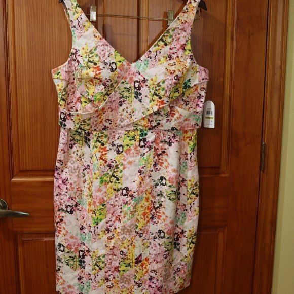 Jessica Simpson Pink Floral Career Midi Wiggle Dress NWT 14 - Picture 3 of 14